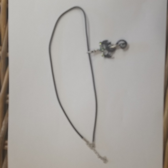 Gothic gemstone sword with dragon necklace - Picture 3 of 4